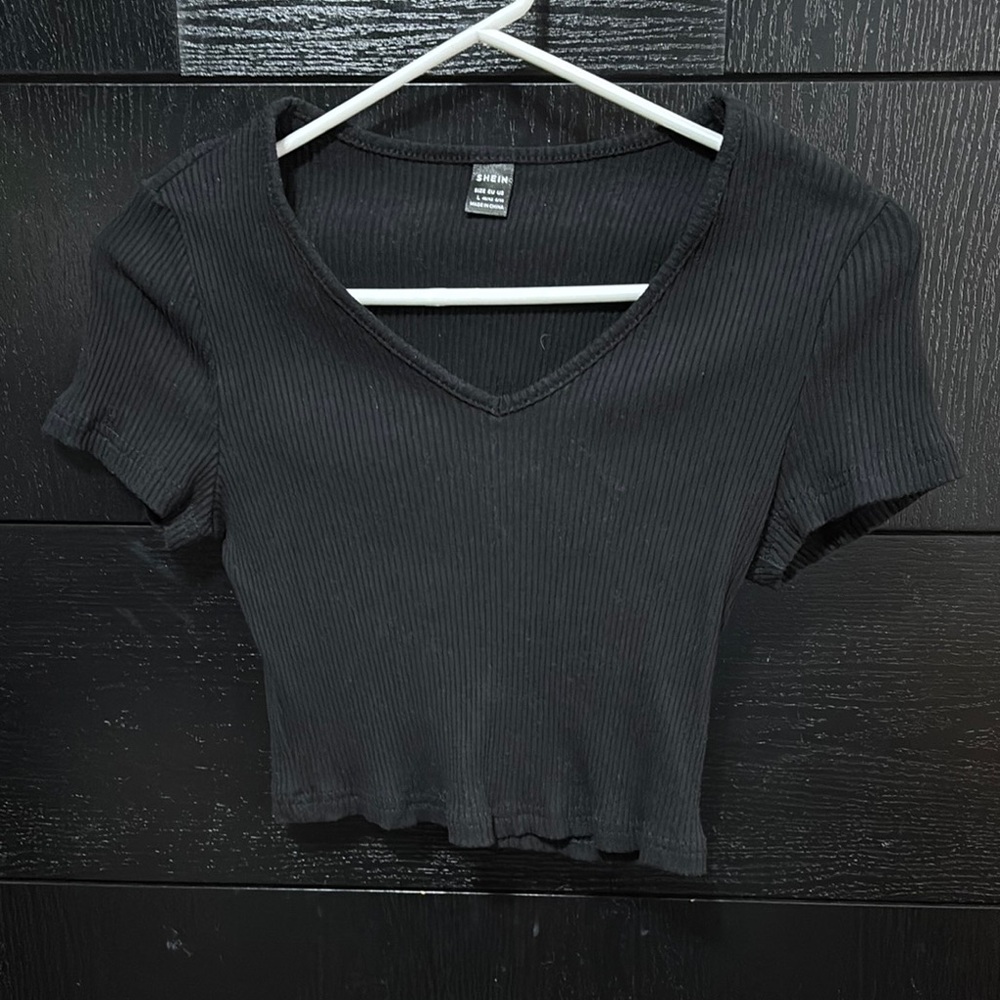 SHEIN Black Ribbed Crop T-Shirt